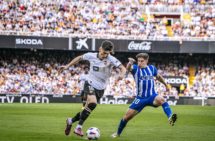 Alaves vs Valencia – Soi kèo hôm nay 00h00 15/05/2025 – VĐQG Tây Ban Nha
